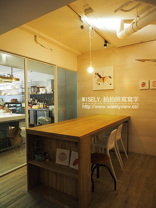 【食記】台北大安。捷運東門站：ECOLE Café學校咖啡館＠青田街裡的咖啡早午餐