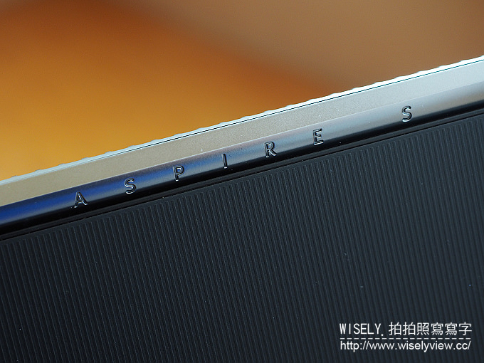 【體驗】3C。宏碁筆記型電腦：Acer Aspire S13東京輕旅行＠輕薄時尚高效能，電力長達11小時適合商旅人士