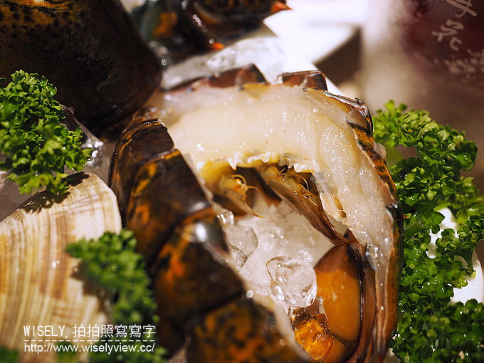 【食記】台北大安。捷運國父紀念館站：秋豆溢日式鍋物專門(忠孝店)&両手花(日式茶寮‧手作甜品)＠好料升級～波士頓龍蝦海陸雙人套餐火鍋 + 抺茶甜品
