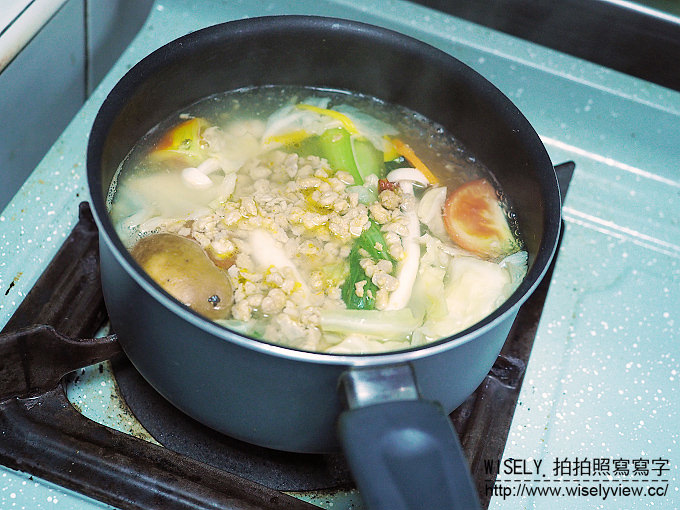 【食記】料理。桂格營養麵-添加金盞花萃取精華:輕鬆下廚超簡單,在家就可嚐到的營養美味 【食記】料理。桂格營養麵-添加金盞花萃取精華:輕鬆下廚超簡單,在家就可嚐到的營養美味