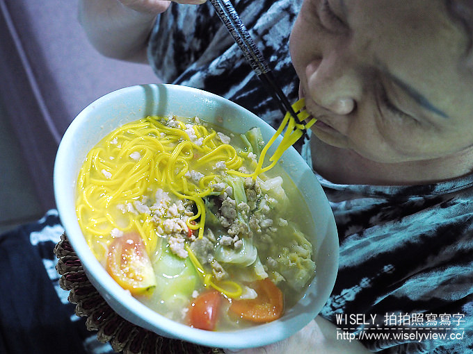 【食記】料理。桂格營養麵-添加金盞花萃取精華:輕鬆下廚超簡單,在家就可嚐到的營養美味 【食記】料理。桂格營養麵-添加金盞花萃取精華:輕鬆下廚超簡單,在家就可嚐到的營養美味