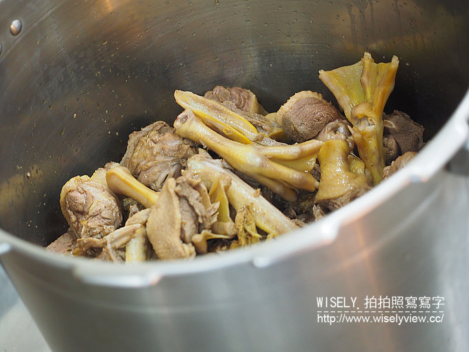 【食記】台北大同。捷運雙連站&寧夏夜市(火鍋)：大頭鴨-紅蟳薑母鴨＠平價味鮮料實在