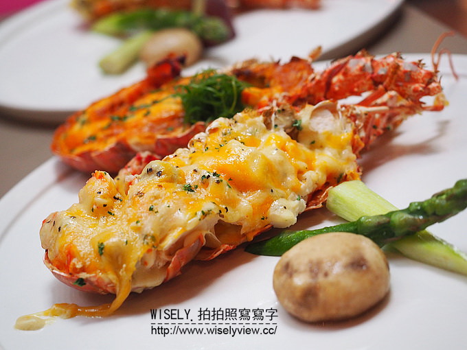 【食記】王品金馬盛宴＠西門町。河岸留言：焰烤濕式肋眼牛排、王品牛小排、加勒比海龍蝦