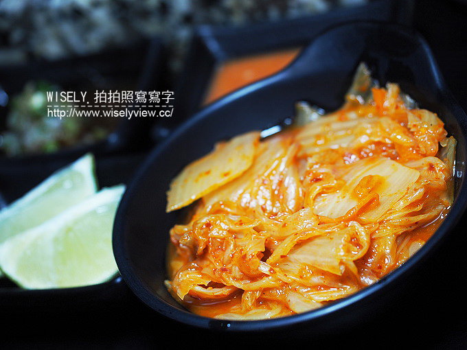 【食記】新北中和。捷運景安站：角亭日式炭火燒肉＠平價吃到飽，推松阪豬與剝殼蝦