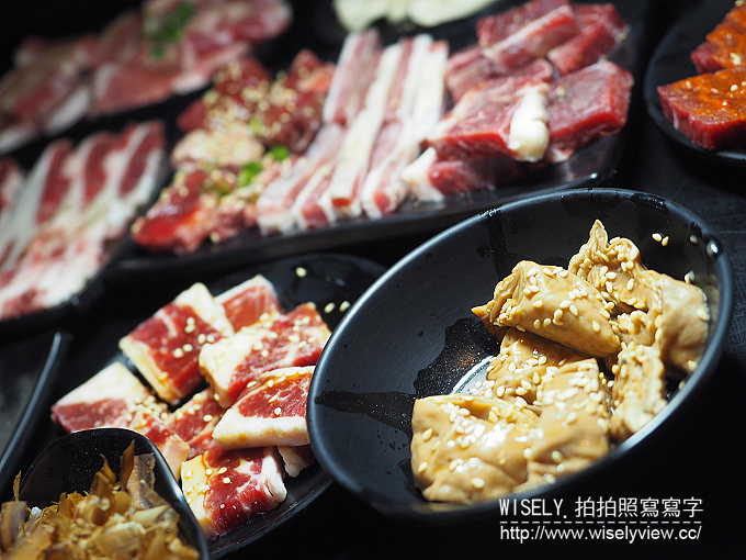 【食記】新北中和。捷運景安站：角亭日式炭火燒肉＠平價吃到飽，推松阪豬與剝殼蝦