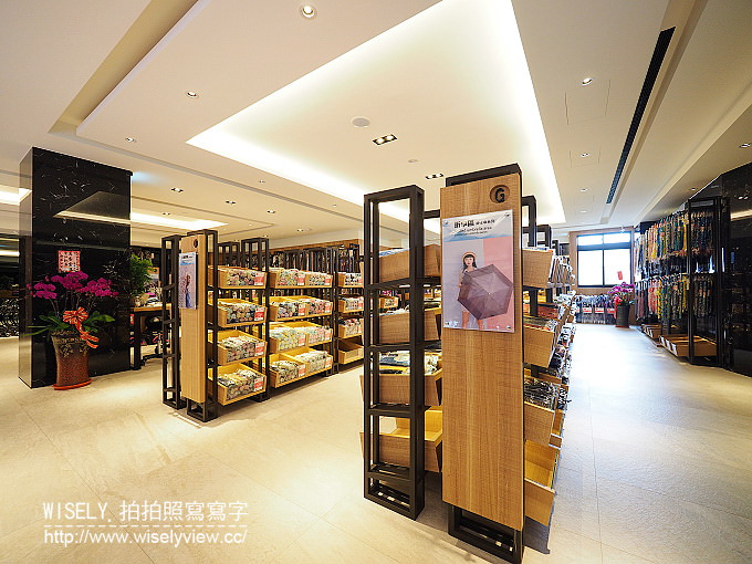 《台中市北屯區。大振豐洋傘文創主題館》展售國內外精品平價雨傘，提供訂製與諮詢服務～(文末留言贈獎活動)