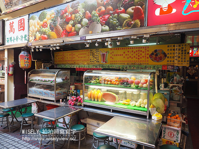 《台北萬華區。捷運板南線。龍山寺站美食》沛對原汁排骨湯：華西街夜市裡的懷舊滋味