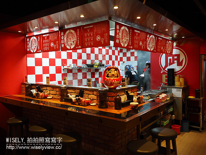 《台北市大安區。捷運板南線。忠孝敦化站美食》豚骨拉麵 Nagi凪 + 麥笛昆餐廳BBQ一號店@麥笛王限定拉麵(售至12月底) 《台北市大安區。捷運板南線。忠孝敦化站美食》豚骨拉麵 Nagi凪 + 麥笛昆餐廳BBQ一號店@麥笛王限定拉麵(售至12月底)