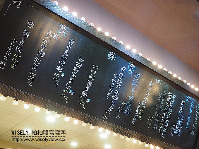 《高雄市苓雅區。好運吐司商行(自強店)》南洋美食吐司宵夜＠咖椰吐司、熱壓吐司