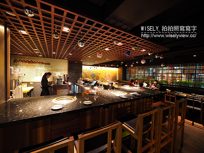 《台北市松山區。捷運文湖線。南京復興站美食》老乾杯燒肉(慶城店)@超值金外灘套餐~伊比利豬、澳洲和牛、天然大蝦、熟成牛肉鍋 《台北市松山區。捷運文湖線。南京復興站美食》老乾杯燒肉(慶城店)@超值金外灘套餐~伊比利豬、澳洲和牛、天然大蝦、熟成牛肉鍋