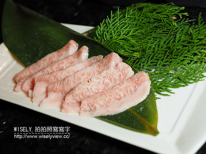 《台北市松山區。捷運文湖線。南京復興站美食》老乾杯燒肉(慶城店)@超值金外灘套餐~伊比利豬、澳洲和牛、天然大蝦、熟成牛肉鍋 《台北市松山區。捷運文湖線。南京復興站美食》老乾杯燒肉(慶城店)@超值金外灘套餐~伊比利豬、澳洲和牛、天然大蝦、熟成牛肉鍋