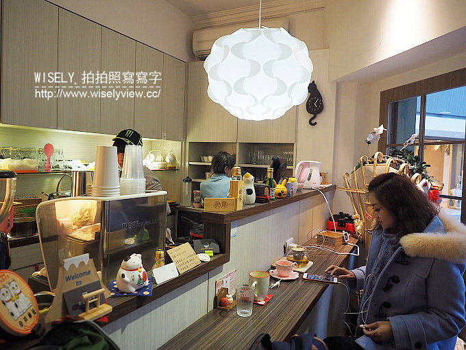 《台北市大同區。淡水信義線。捷運中山站美食》青山咖啡店＠赤峰街裡的日系小店
