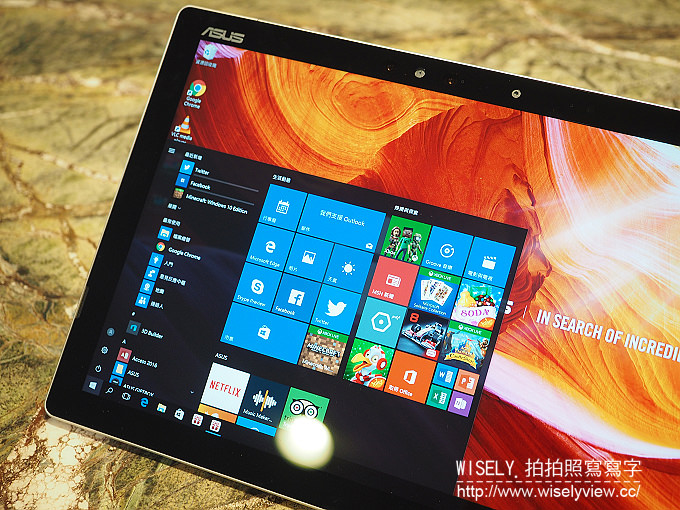 《3C開箱文。華碩變形筆電》ASUS Transformer 3 Pro:金屬機身輕薄易攜帶,是平板也是筆電影音娛樂性強,可使用觸控筆在3K螢幕上修圖操作 《3C開箱文。華碩變形筆電》ASUS Transformer 3 Pro:金屬機身輕薄易攜帶,是平板也是筆電影音娛樂性強,可使用觸控筆在3K螢幕上修圖操作