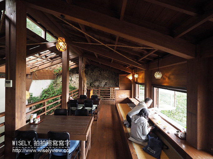 《日本沖繩自由行。景點／美食／祭典／購物／住宿 3-2》山の茶屋樂水／玉城燒、糸滿漁民食堂、八重瀨公園／中本鮮魚店、自衛隊知念屯地／知念岬公園／Café Curcuma、鐘乳石洞Cave Café／Okinawa World、琉球新麺 通堂、萬國屋民泊(Airbnb)、國際通屋台村