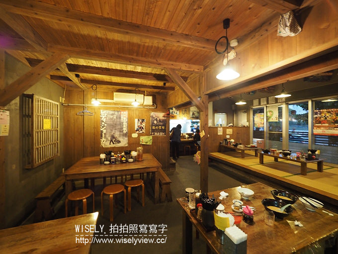 《日本沖繩自由行。景點／美食／祭典／購物／住宿 3-2》山の茶屋樂水／玉城燒、糸滿漁民食堂、八重瀨公園／中本鮮魚店、自衛隊知念屯地／知念岬公園／Café Curcuma、鐘乳石洞Cave Café／Okinawa World、琉球新麺 通堂、萬國屋民泊(Airbnb)、國際通屋台村