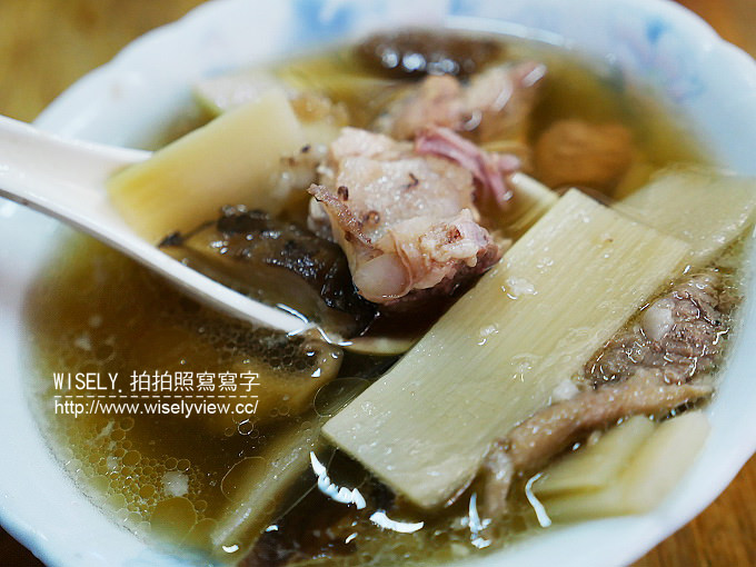 《台北市大同區。松山新店線。捷運北門站美食》通伯台南碗粿@大稻埕永樂市場傳統美食 《台北市大同區。松山新店線。捷運北門站美食》通伯台南碗粿@大稻埕永樂市場傳統美食