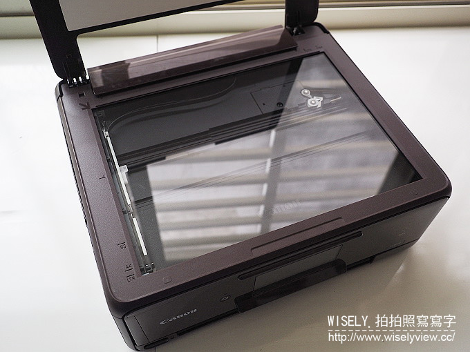 《3C開箱文。多功能相片複合機》Canon PIXMA TS8070＠咖啡新色輕巧不佔空間，相機手機拍攝也有專業好照片，與親友共享美好回憶～IG方型照也能輸出