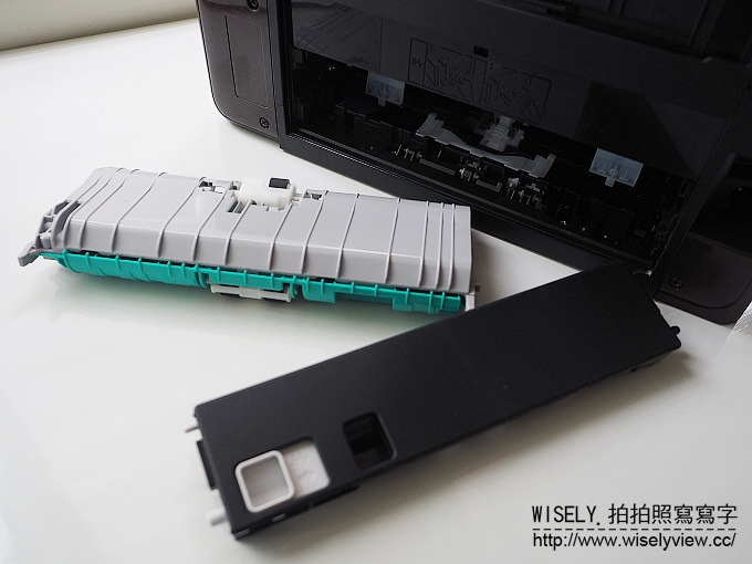 《3C開箱文。多功能相片複合機》Canon PIXMA TS8070＠咖啡新色輕巧不佔空間，相機手機拍攝也有專業好照片，與親友共享美好回憶～IG方型照也能輸出