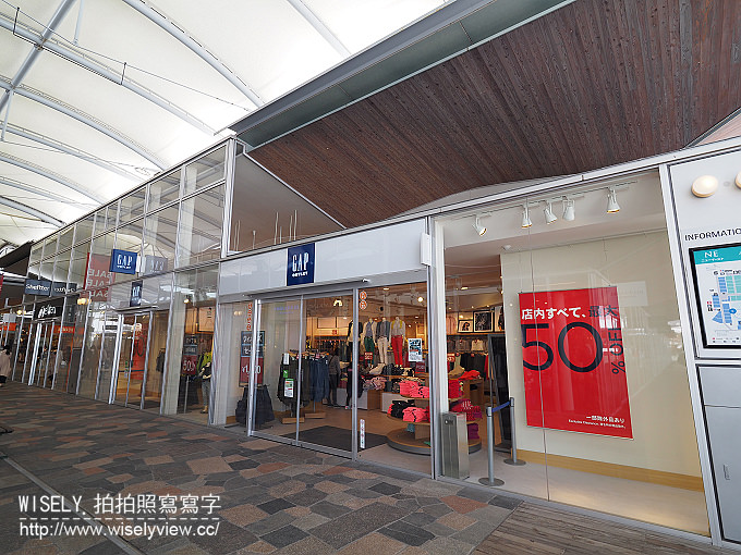 《日本東京。賞櫻景點住宿美食》輕井澤車站Outlet、新宿御苑(賞櫻)、目黑川&唐吉軻德(激安的殿堂)、やきとり倶楽部羽田店(炭火燒居酒屋)、Jal City Hotel Haneda 羽田新館、伝丸ラーメン(拉麵店)