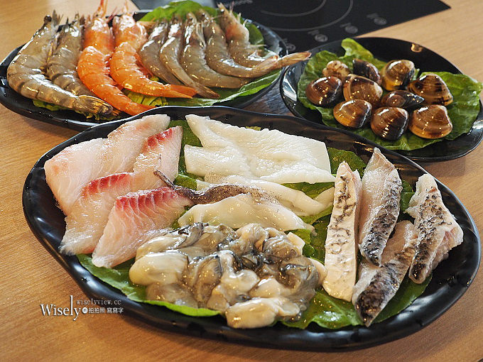 《台北大安。捷運國父紀念館站美食》大初 SHABU SHABU@72盎司大肉盤，四人組合套餐