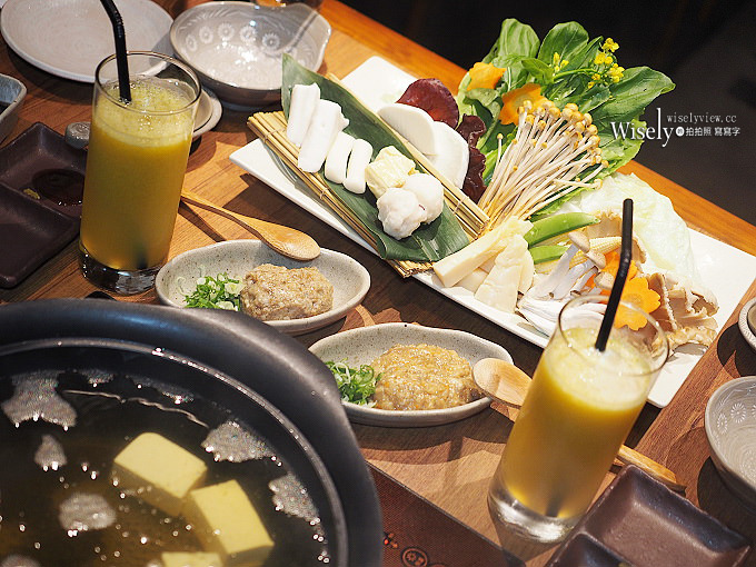 《台北中山。捷運劍南路站美食》黑毛屋大直店@和牛涮涮鍋&活龍蝦海鮮鍋,大推限定鹽麴鍋 《台北中山。捷運劍南路站美食》黑毛屋大直店@和牛涮涮鍋&活龍蝦海鮮鍋,大推限定鹽麴鍋
