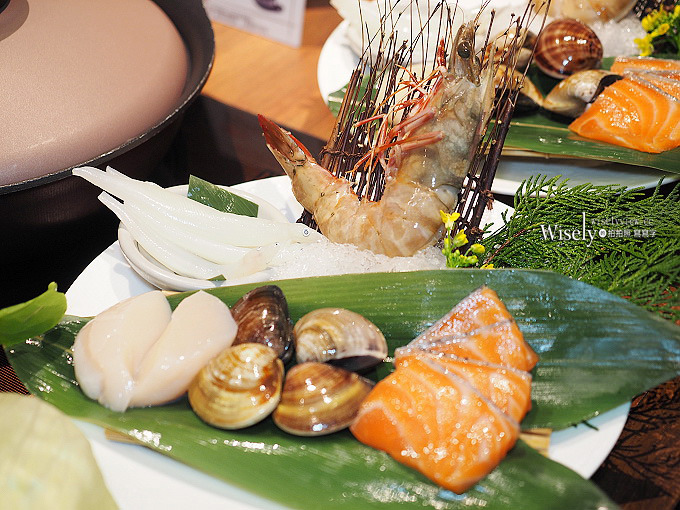 《台北中山。捷運劍南路站美食》黑毛屋大直店@和牛涮涮鍋&活龍蝦海鮮鍋,大推限定鹽麴鍋 《台北中山。捷運劍南路站美食》黑毛屋大直店@和牛涮涮鍋&活龍蝦海鮮鍋,大推限定鹽麴鍋