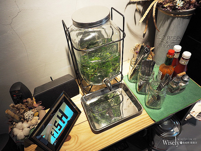 《台北中山。捷運行天宮站美食》Anywhere Cafe & Travel@氛圍佳餐點單價高味道普通