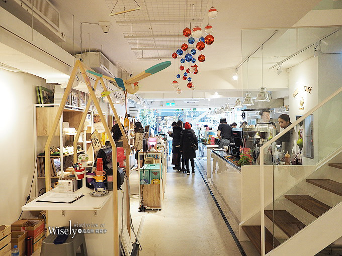《台北中山。捷運中山站美食》URBAN SELECT 城嚴選＠生活雜貨空間 & 雲朵QQ蛋早午餐