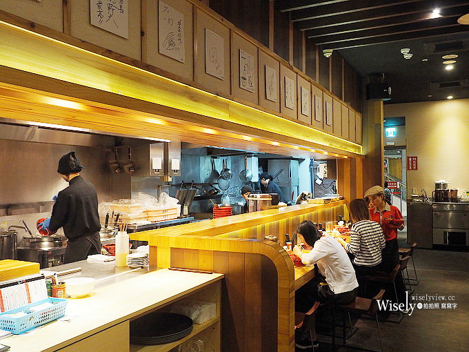 《台北信義。捷運台北101站美食》一幻拉麵信義店＠來自北海道札幌的濃郁蝦味湯頭拉麵