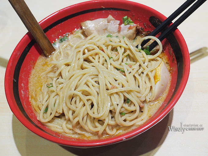 《台北信義。捷運台北101站美食》一幻拉麵信義店＠來自北海道札幌的濃郁蝦味湯頭拉麵