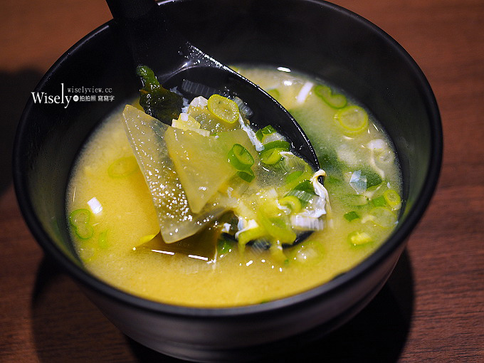 《台北中正。捷運公館站》初牛(公館店)/日式燒肉丼飯@厚切牛排丼,近水博館CP值略低 《台北中正。捷運公館站》初牛(公館店)/日式燒肉丼飯@厚切牛排丼,近水博館CP值略低