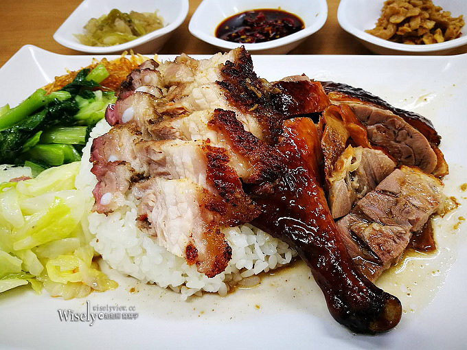 名門燒臘︱鐵皮屋四寶飯︱近新店中正橋旁︱捷運七張站