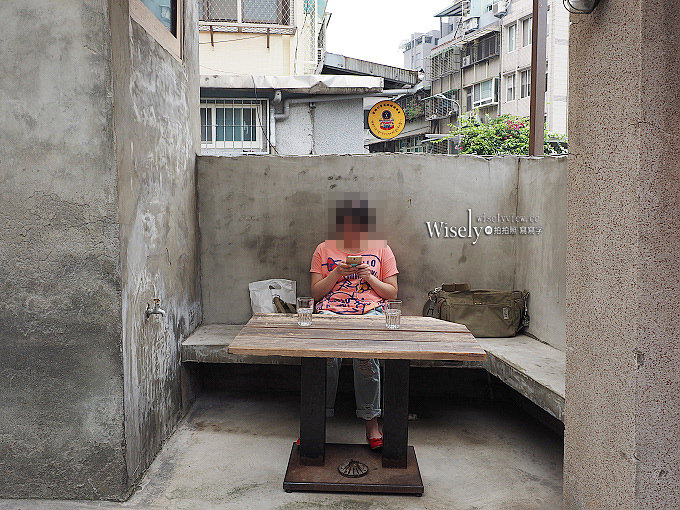 《台北大安。捷運六張犂站》苔毛咖啡館Taimo Café＠嘉興街文青風格，不限時供插座網路