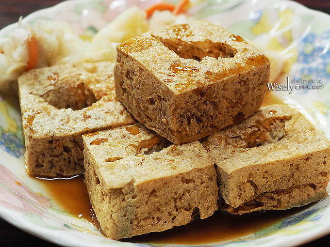 《台北大同。捷運雙連站美食》(宋)上好脆皮臭豆腐＠錦西街美食小吃，營業至凌晨