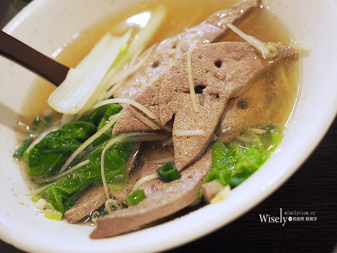 《新北新店。捷運七張站》原野豬腳大王＠起司蛋包飯、滷腿庫飯&炸排骨～便當小吃