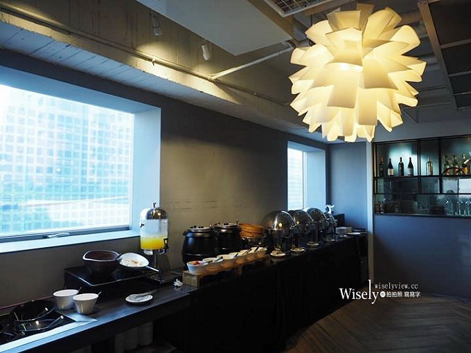 《台中旅遊資訊。西屯區住宿》LUMI光之旅店：近逢甲夜市高CP值服務佳，簡約風格設計