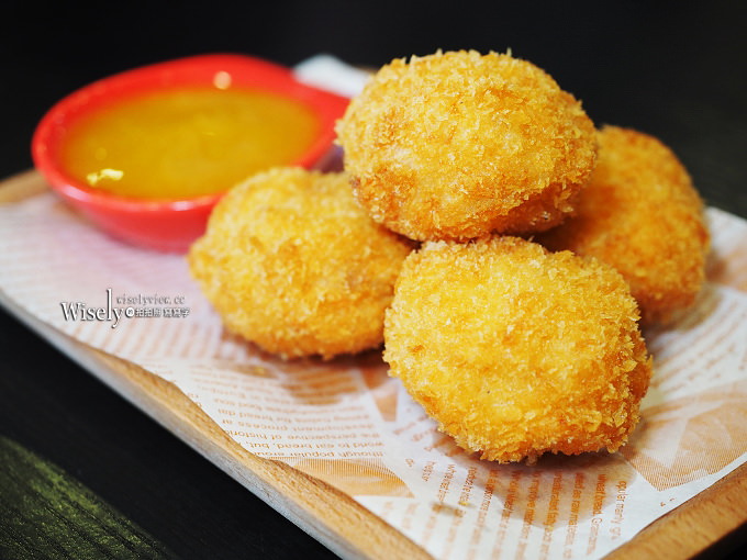 《澳門美食。沙梨頭》楊枝金撈甜品 Golden Mix Dessert：風味甜點與隱藏版榴槤美食