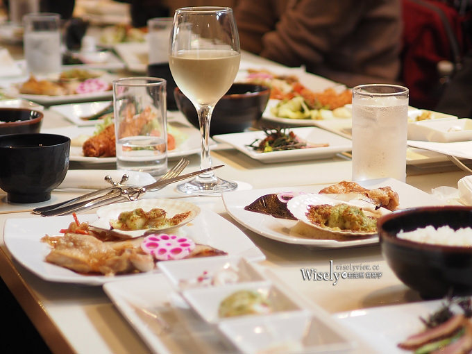 《函館一日遊。景點美食住宿》函館牛乳、巧克力飯店、金森紅煉瓦倉庫群、函館山夜景