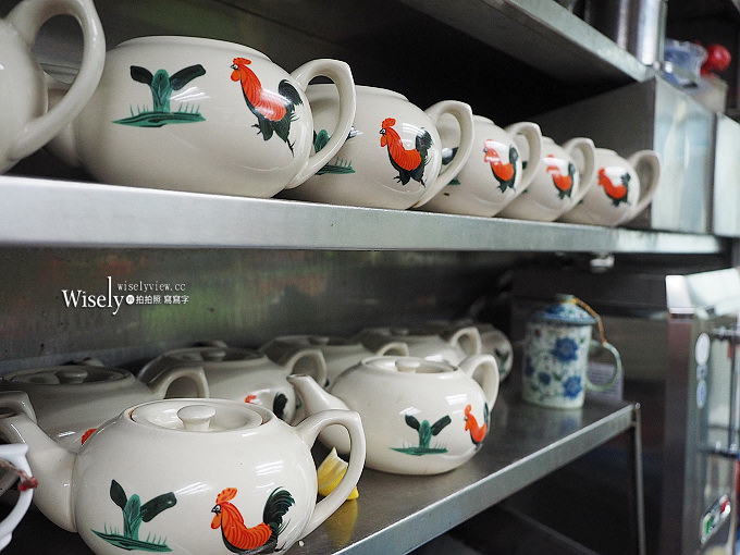 《澳門美食。新馬路》水佬榮海鮮火鍋飯店：香辣花甲蟹鍋，還有美味金沙蝦與水蟹粥