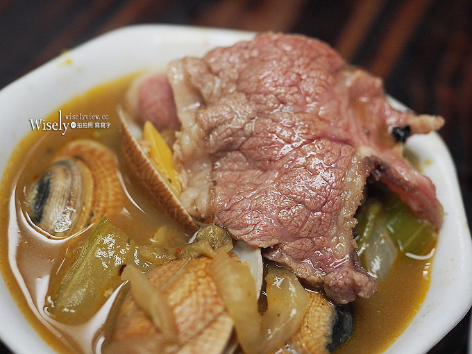 《澳門美食。新馬路》水佬榮海鮮火鍋飯店：香辣花甲蟹鍋，還有美味金沙蝦與水蟹粥