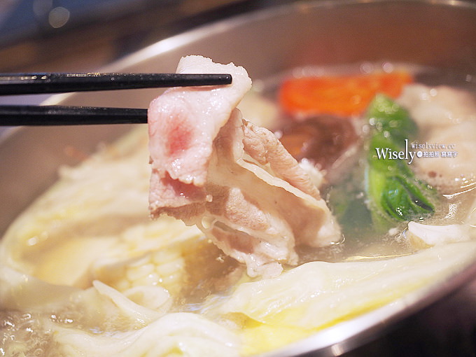 《新北永和。福和橋下》XO shabu shabu：日式涮涮鍋搭配特色沾醬，冷飲&冰淇淋吃到飽