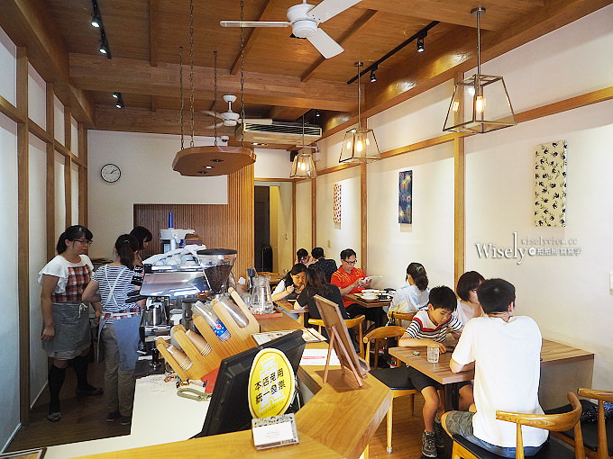 《台中西區。MACHIYA CAFÉ町家咖啡》隱身市場裡的美味宇治金時與夏日祭典藍柑橘刨冰