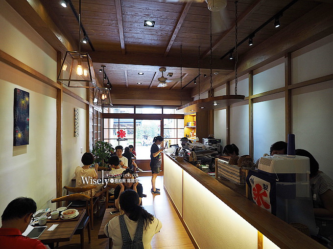 《台中西區。MACHIYA CAFÉ町家咖啡》隱身市場裡的美味宇治金時與夏日祭典藍柑橘刨冰