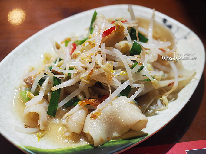 （遷址）新北永和。天橋下鵝肉專業料理：煙燻鵝肉平價好吃，鵝肉米粉細滑可口