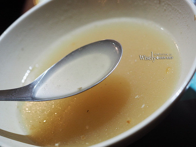 （遷址）新北永和。天橋下鵝肉專業料理：煙燻鵝肉平價好吃，鵝肉米粉細滑可口