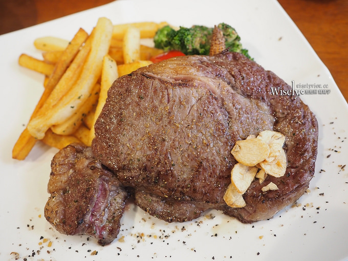 《新北新店。捷運大坪林站》三野達人：大豐路美式餐廳，主打美式漢堡、美福牛排