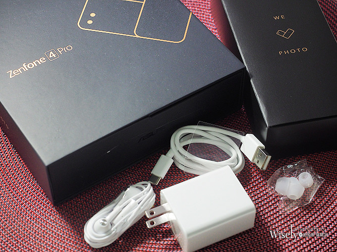 《華碩手機。一起戀攝影》ZenFone 4 Pro：高質感旗艦規格，光學變焦雙鏡頭，照片超迷人