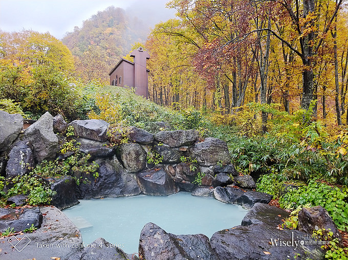 《華碩手機。一起戀攝影》ZenFone 4 Pro：高質感旗艦規格，光學變焦雙鏡頭，照片超迷人