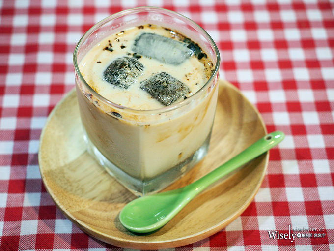 《台北中正。捷運台電大樓站》中央公園咖啡館：美劇「六人行」主題餐廳，鄰近台大公館