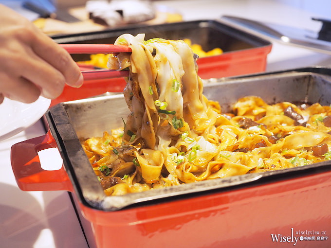 《PIZZA HUT。必勝客歡樂吧台灣季》台味與美式的美妙相遇，與姐妹淘享用豐盛的比薩之旅